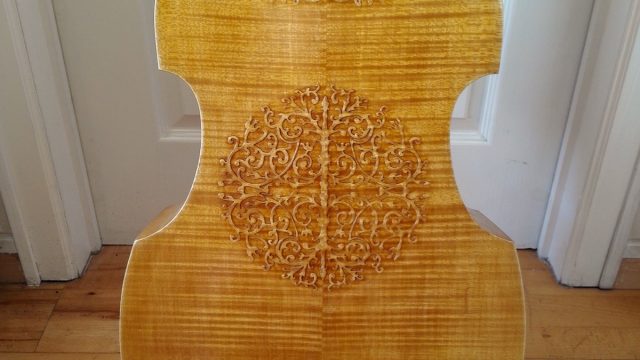 Magnifique Basse de Viola 7 cordes (1978) Beautiful 7 strings Bass viol